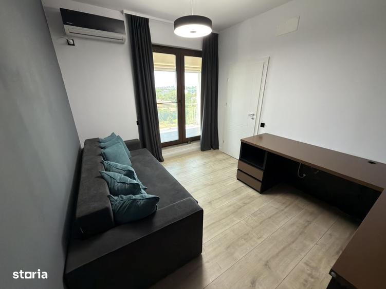 Apartament cu 3 camere în Sisești
