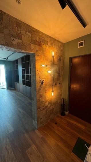 Apartament cu 3 camere decomandat, mobilat în Aradului