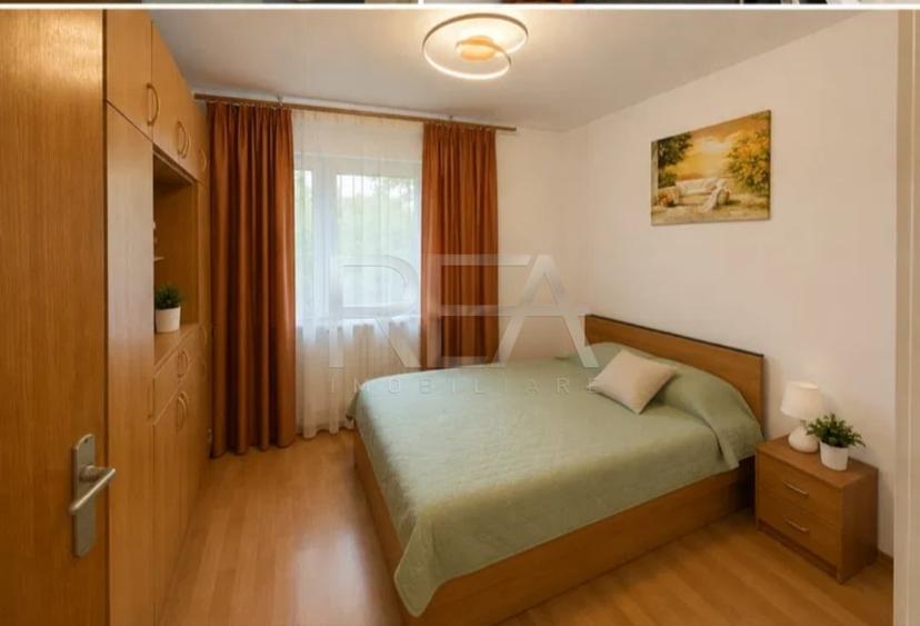 Apartament cu 4 camere decomandat, mobilat în Berceni