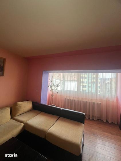 Apartament cu 4 camere în Central