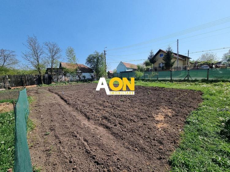 Teren Construcții intravilan de 1365 mp, în Periferie