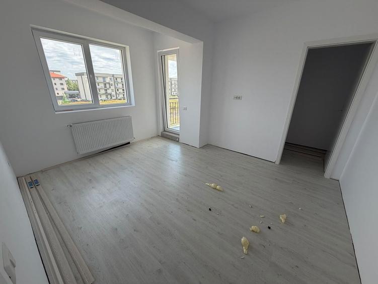 Apartament cu 2 camere decomandat în Fundeni