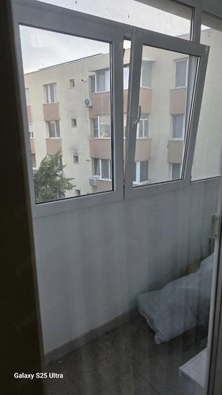 Apartament cu 2 camere decomandat în Horia