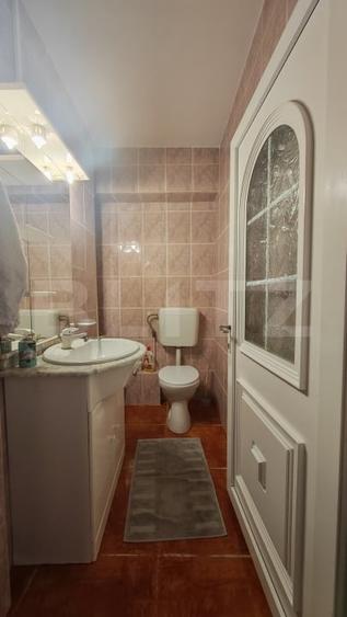 Apartament cu 3 camere decomandat, mobilat în Centru Civic