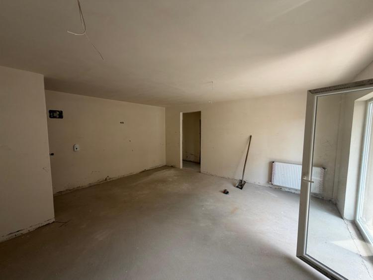 Apartament 3 camere, 61,63 mp, zona Porii - 4