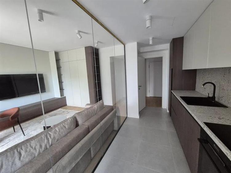 Apartament cu 2 camere decomandat, mobilat în Aviației