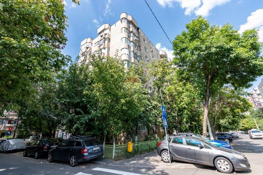 Apartament 3 camere mobilat ,strada Novaci în zona 13 Septembrie - 18