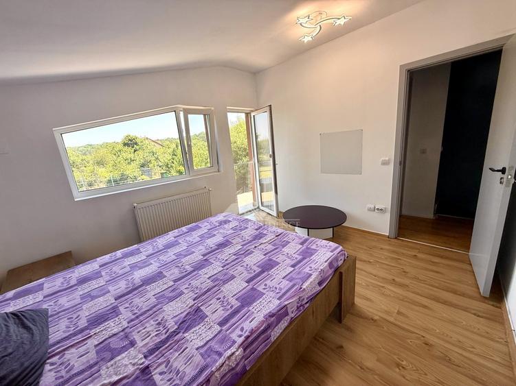 Duplex cu 3 camere cu Teren 213 Mp în Domnești