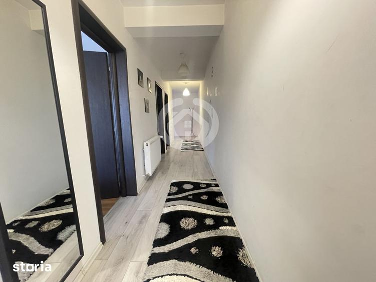 Casă cu 6 camere cu Teren 248 Mp în Central