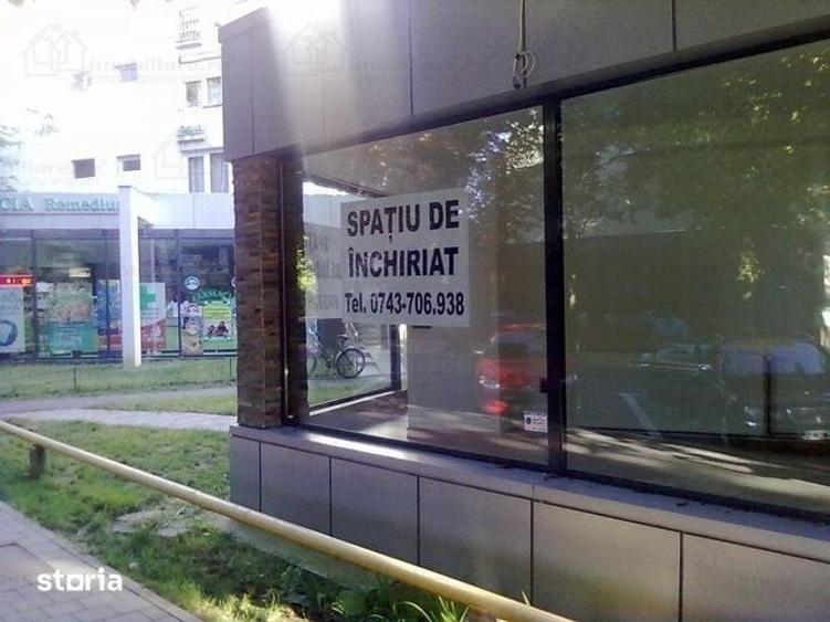 Spațiu comercial, de 40 mp, în Progresul