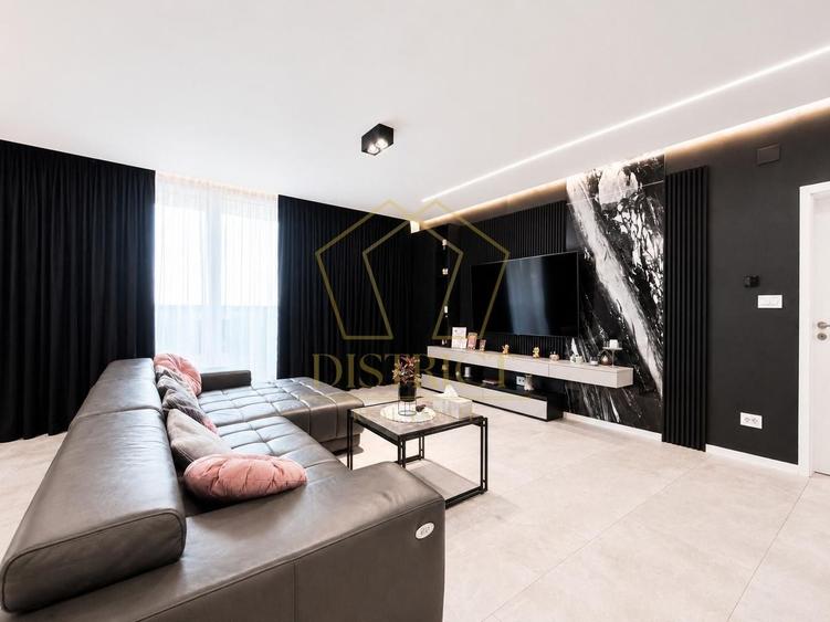 Apartament cu 3 camere decomandat, mobilat în Torontalului