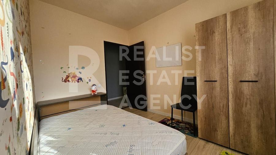 Apartament cu 4 camere decomandat, mobilat în Central
