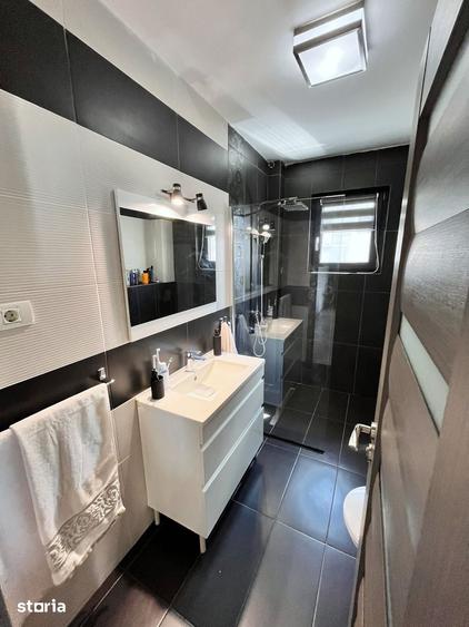 Apartament cu 3 camere decomandat în Bună Ziua