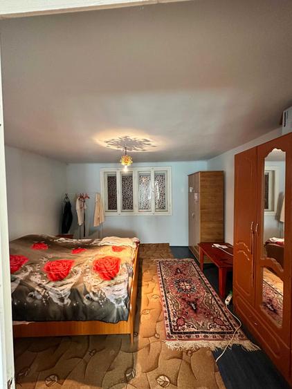 Casă cu 3 camere în Central