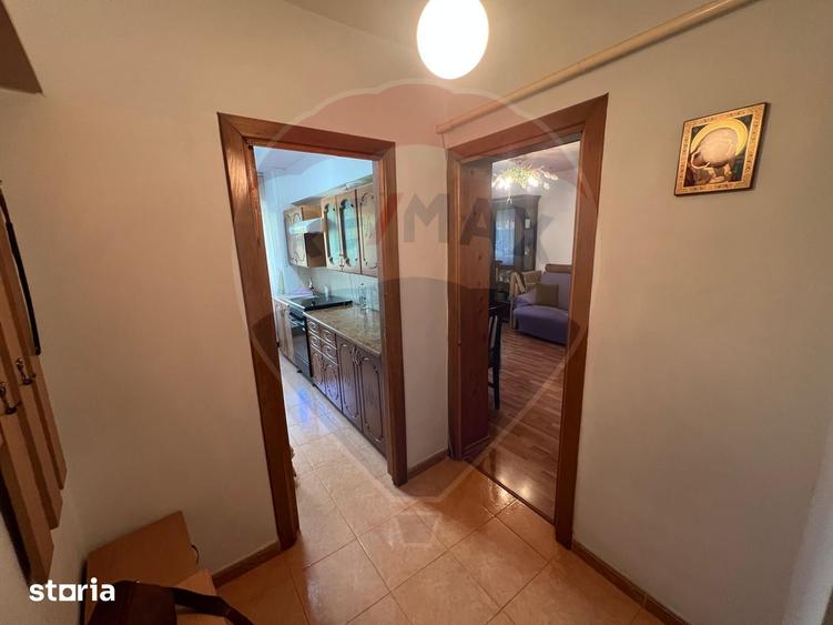 Apartament cu 3 camere, mobilat în Ultracentral