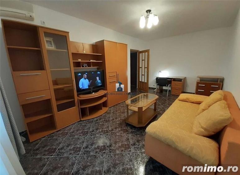 Apartament cu 2 camere decomandat în Apărătorii Patriei