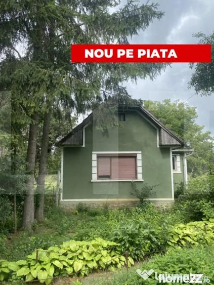 Casă cu 3 camere cu Teren 2100 Mp în Central