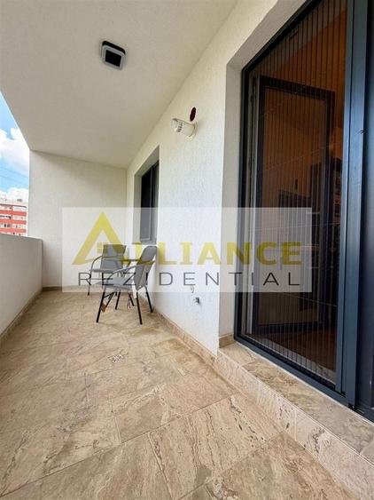 Apartament cu 2 camere decomandat, mobilat în Sud