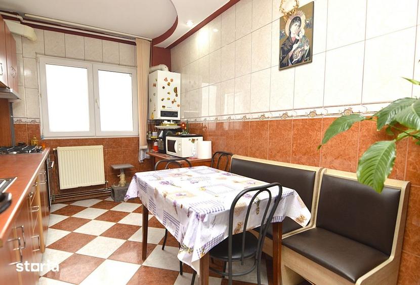 Apartament cu 4 camere decomandat, mobilat în Rahova