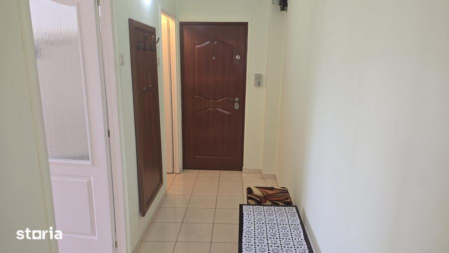 Apartament cu 2 camere decomandat în Liliacului