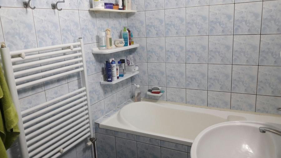 Apartament cu 2 camere decomandat în Girocului