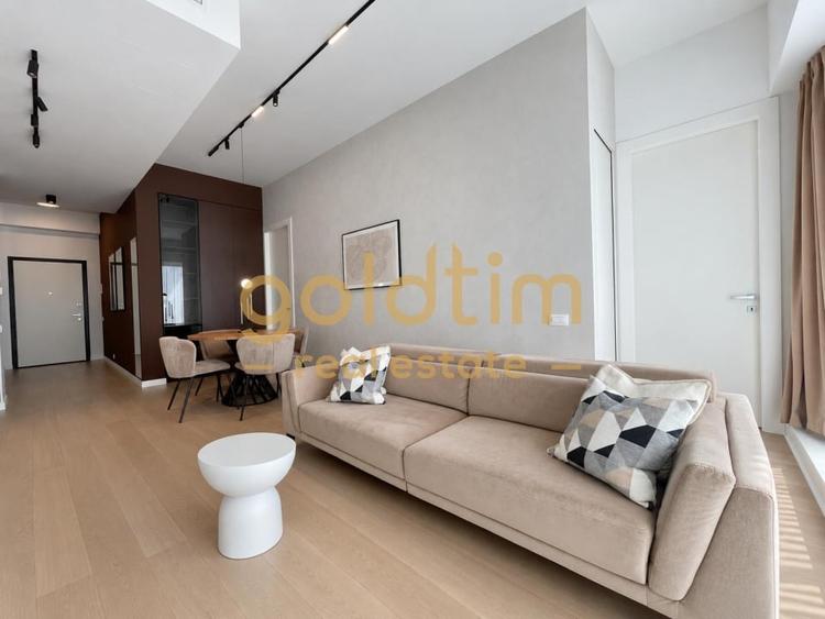 Apartament cu 3 camere decomandat, mobilat în Barbu Văcărescu