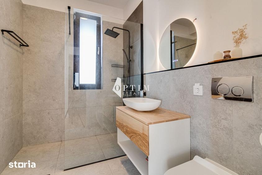 Casă cu 5 camere cu Teren 377 Mp în Corbeanca