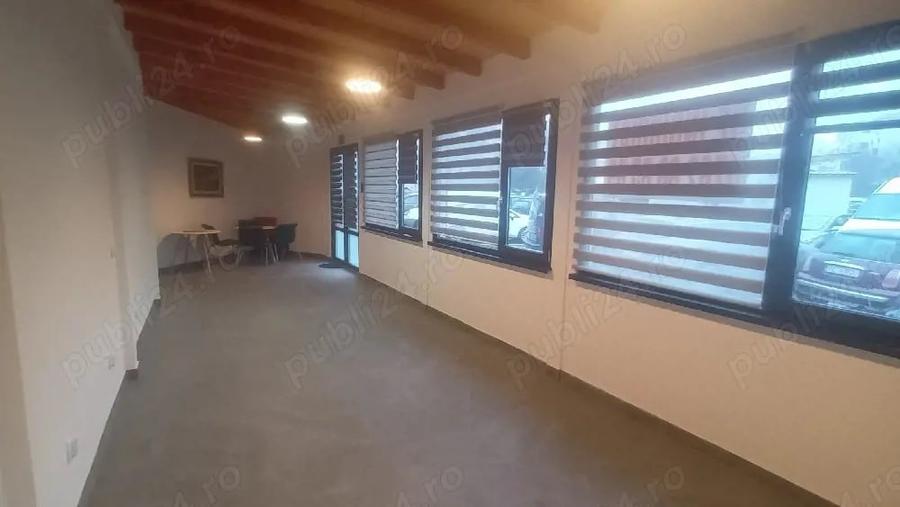 Spațiu comercial, de 82 mp, în Micro 14