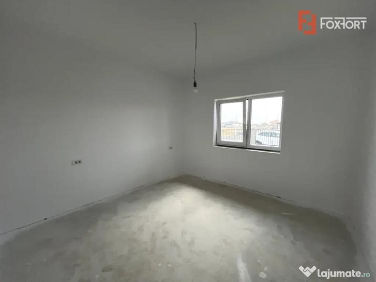 Casă cu 3 camere cu Teren 640 Mp în Moșnița Nouă