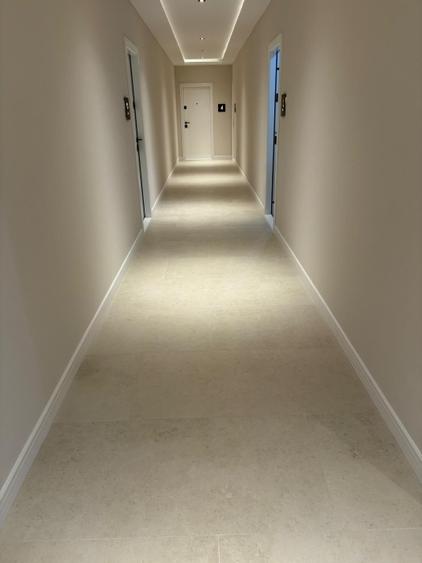 Apartament cu 3 camere semidecomandat în Complex Studențesc
