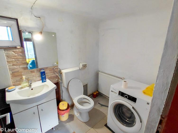 Casă cu 3 camere cu Teren 815 Mp în Vrănești