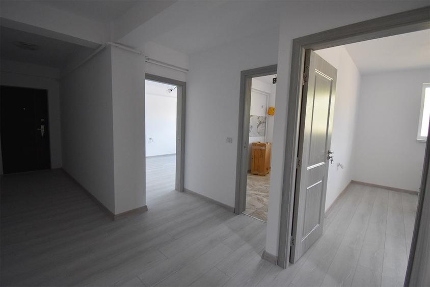 Apartament cu 2 camere decomandat în Bucium