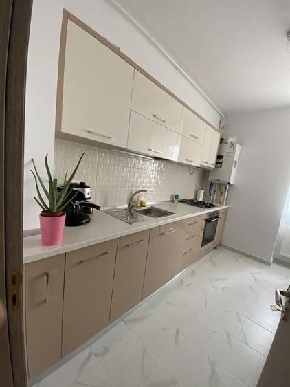 Apartament cu 2 camere în Păcii