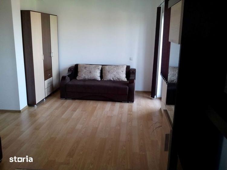 Garsonieră decomandată în Central
