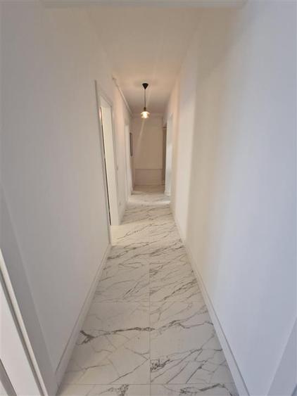 Apartament cu 3 camere decomandat, mobilat în Tătărași