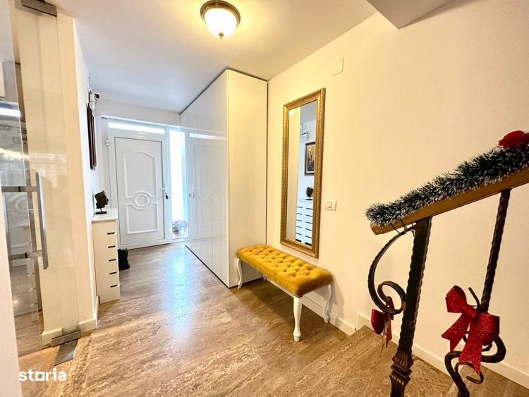 Casă cu 3 camere cu Teren 264 Mp în Dumbrăvița
