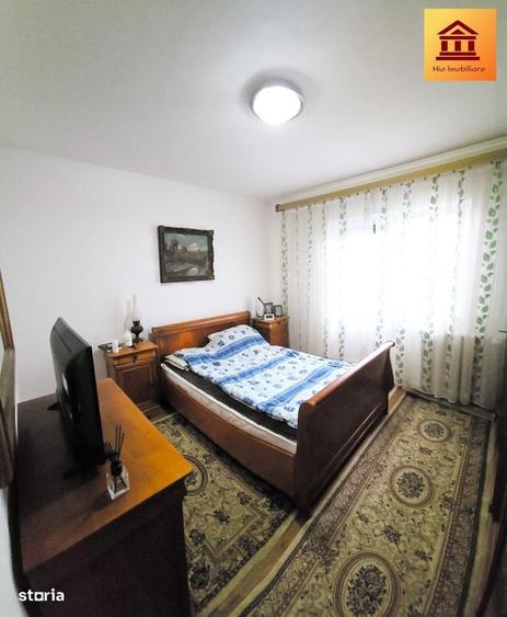 Apartament 3 camere Zona Intim ( etaj 2 , 100 mp) - 4