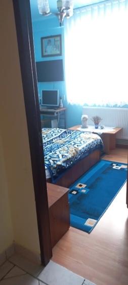 Apartament cu 2 camere semidecomandat, mobilat în Central