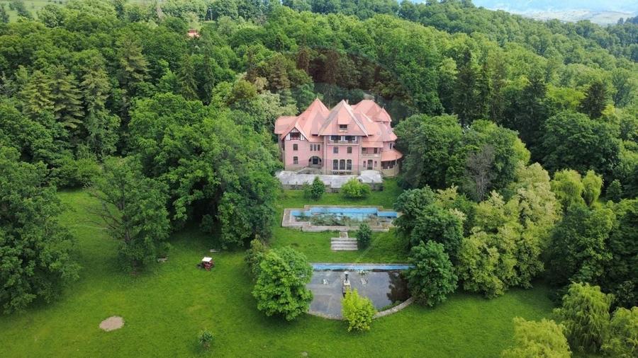 Hotel/Pensiune, de 4,000 mp, în Nord-Vest