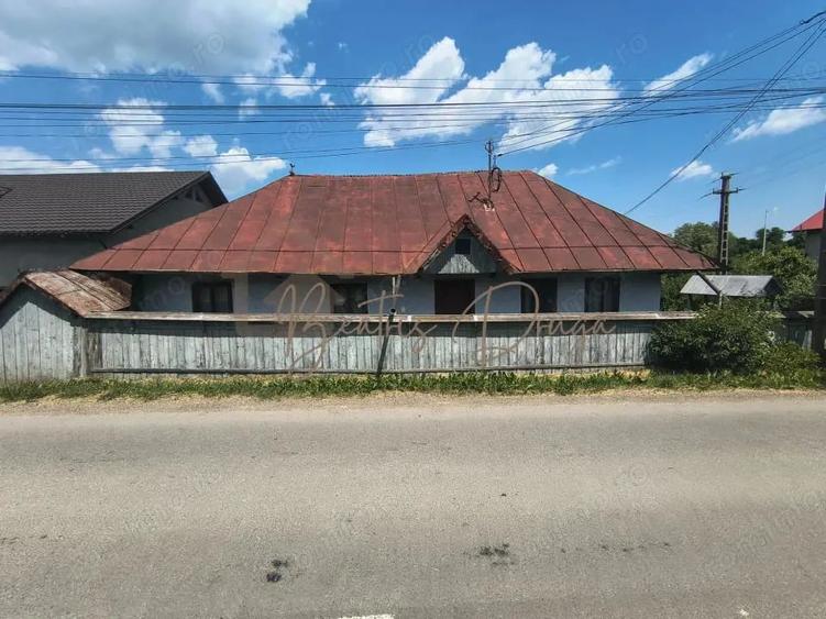 Casă cu Teren 3200 Mp în Horodnic
