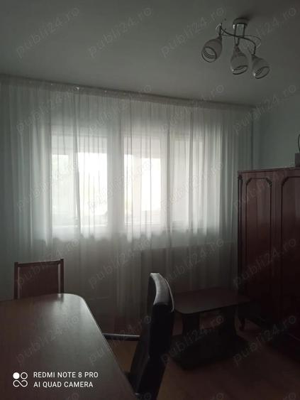 Garsonieră decomandată în Port