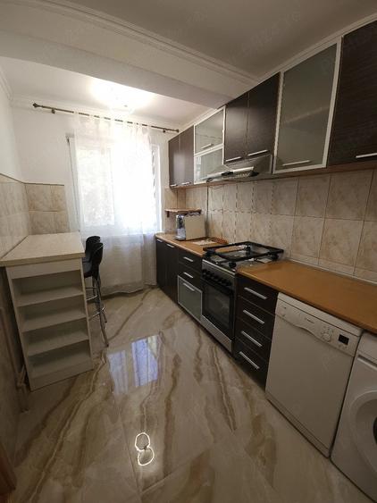 Casă cu 3 camere cu Teren 250 Mp în Girocului