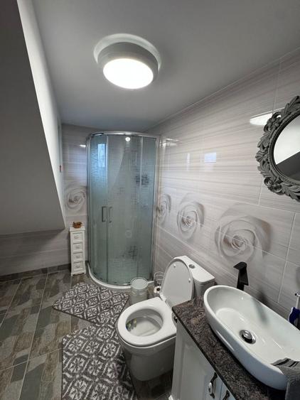 Casă cu 4 camere cu Teren 813 Mp în Central