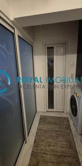 Apartament cu 2 camere decomandat în P-ța Mihai Viteazu