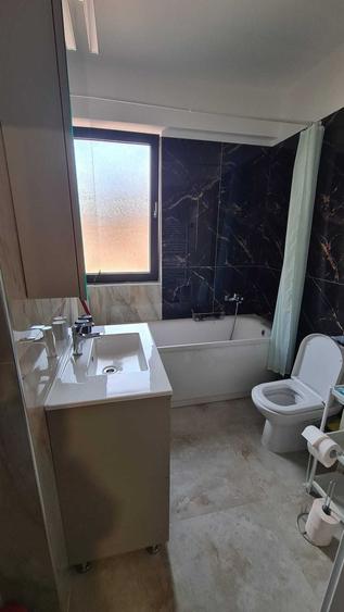 Apartament cu 2 camere decomandat în Exterior Vest