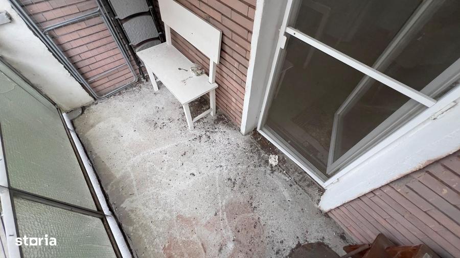 Apartament cu 2 camere decomandat în Petros