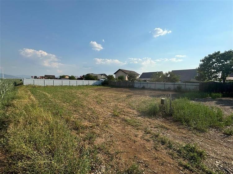 Teren Construcții intravilan de 738 mp, în Hărman