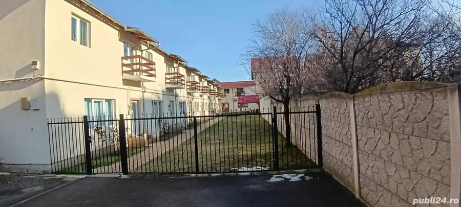 Apartament cu 3 camere decomandat în Aradului