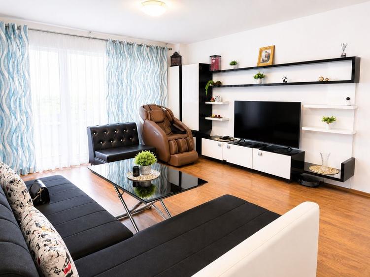 Apartament cu 2 camere semidecomandat în Aeroport