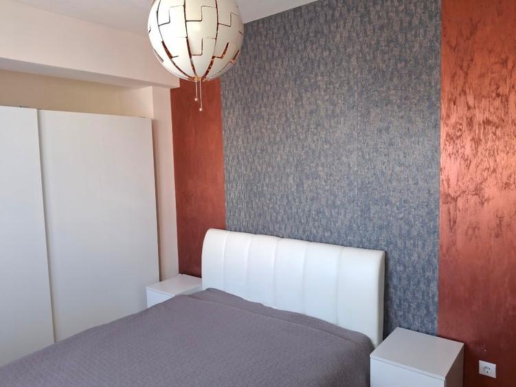 Apartament cu 3 camere decomandat, mobilat în Calea Aradului